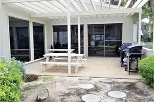 25 Windrush Bay Dr, Tarpon Springs, FL 34689 - Photo 41