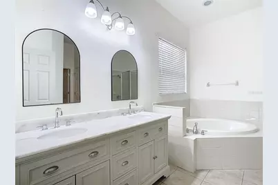 10918 Ancient Futures Drive, Tampa, FL 33647 - Photo 9