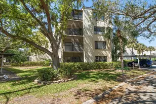 700 Starkey Rd, Largo, FL 33771 - Photo 31