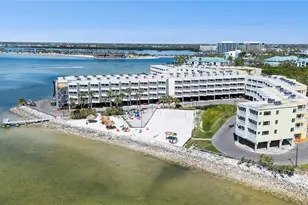 2506 N Rocky Point Dr, Tampa, FL 33607 - Photo 23