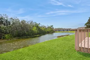 1400 Water View Dr W, Largo, FL 33771 - Photo 33