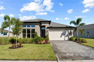 413 Sun Chaser Dr, Nokomis, FL 34275 - Photo 1