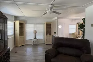 12124 Thornridge St, Brooksville, FL 34613 - Photo 5