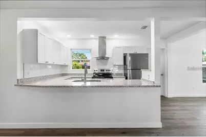 6690 33rd Avenue N, Saint Petersburg, FL 33710 - Photo 11