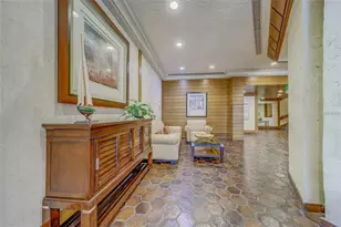 400 Island Way, Clearwater Beach, FL 33767 - Photo 23