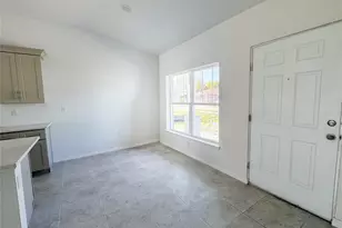 2141 Simon Ct, Fort Myers, FL 33916 - Photo 3