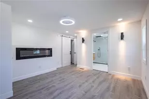 163 Dolphin Dr E, Oldsmar, FL 34677 - Photo 5