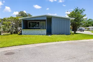 163 Dolphin Dr E, Oldsmar, FL 34677 - Photo 23