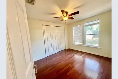 902 Estelle Avenue, Brandon, FL 33511 - Photo 35