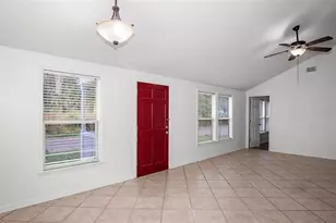 902 Estelle Ave, Brandon, FL 33511 - Photo 5