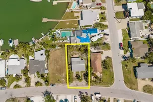 14031 E Parsley Dr, Madeira Beach, FL 33708 - Photo 13