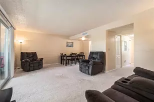 6311 Newtown Cir, Tampa, FL 33615 - Photo 9