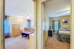 2122 Maui Dr, Holiday, FL 34691 - Photo 13