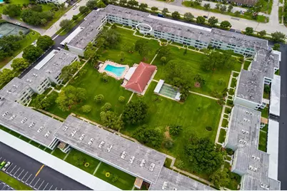 4715 Bay Street NE #323, Saint Petersburg, FL 33703 - Photo 7