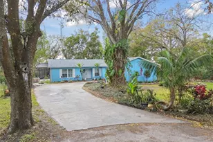 22002 Darley Pl, Land O Lakes, FL 34639 - Photo 1