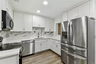 22002 Darley Pl, Land O Lakes, FL 34639 - Photo 15