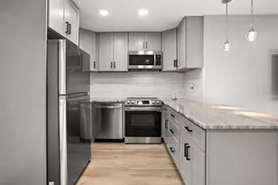 8303 Bardmoor Blvd, Seminole, FL 33777 - Photo 5