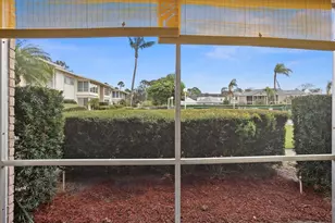 8303 Bardmoor Blvd, Seminole, FL 33777 - Photo 11