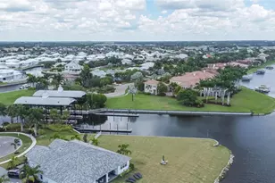 407 Sandsend Ct, Apollo Beach, FL 33572 - Photo 81