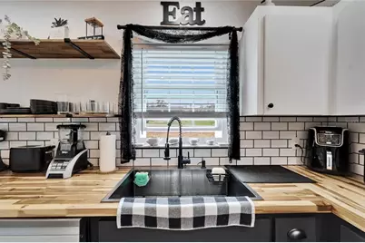 4118 Ramona Drive, Spring Hill, FL 34606 - Photo 15