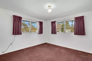 4814 Edmund Ct, Dover, FL 33527 - Photo 9