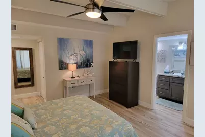 7650 Bayshore Drive #302, Treasure Island, FL 33706 - Photo 11