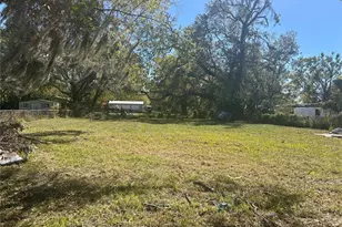 7707 Gibsonton Dr, Gibsonton, FL 33534 - Photo 1