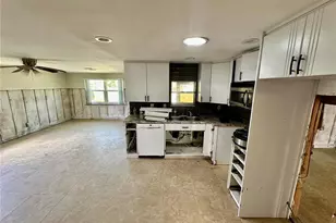 8537 Horizon Ln, Hudson, FL 34667 - Photo 7