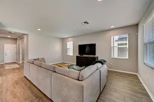 3139 Marine Grass Dr, Wimauma, FL 33598 - Photo 17