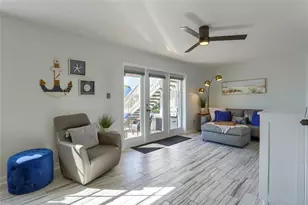4975 Cobia Dr SE, Saint Petersburg, FL 33705 - Photo 5