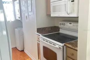 689 Lake Howard Dr NW, Winter Haven, FL 33880 - Photo 5