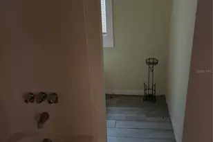 111 S Newport Ave, Tampa, FL 33606 - Photo 9