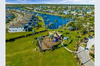 318 Blackrock Lane, Apollo Beach, FL 33572 - Photo 5