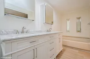 238 Pelican Dr N, Oldsmar, FL 34677 - Photo 23