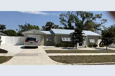 609 49th Street Court W, Bradenton, FL 34209 - Photo 1