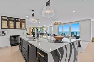 15 Avalon St, Clearwater Beach, FL 33767 - Photo 17