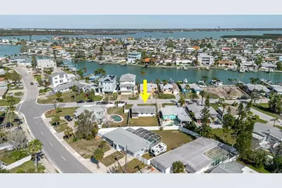 596 S Bayshore Dr, Madeira Beach, FL 33708 - Photo 3