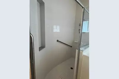 540 Somerhill Drive NE, Saint Petersburg, FL 33716 - Photo 17