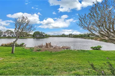 540 Somerhill Drive NE, Saint Petersburg, FL 33716 - Photo 25