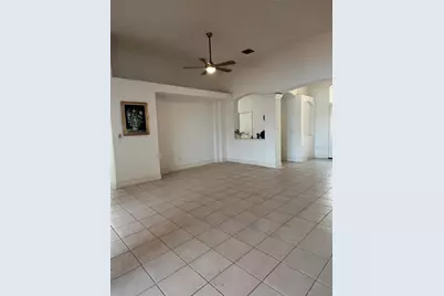 540 Somerhill Drive NE, Saint Petersburg, FL 33716 - Photo 11