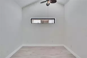 370 S Woodlands Dr, Oldsmar, FL 34677 - Photo 23