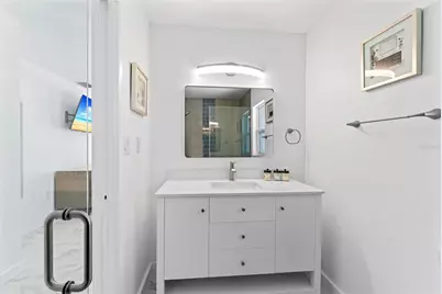 340 Palm Island NE, Clearwater, FL 33767 - Photo 17