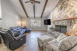 10100 Grove Dr, Port Richey, FL 34668 - Photo 17