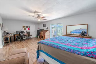 10100 Grove Dr, Port Richey, FL 34668 - Photo 27