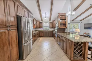 10100 Grove Dr, Port Richey, FL 34668 - Photo 11