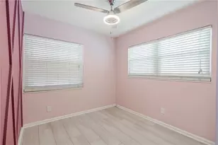 2121 Park St N, Saint Petersburg, FL 33710 - Photo 49