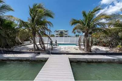 575 Crystal Drive, Madeira Beach, FL 33708 - Photo 45