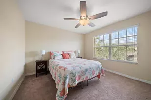 2011 Hawks View Dr, Ruskin, FL 33570 - Photo 23