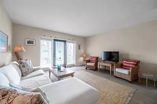 4766 Snook Dr SE, Saint Petersburg, FL 33705 - Photo 11