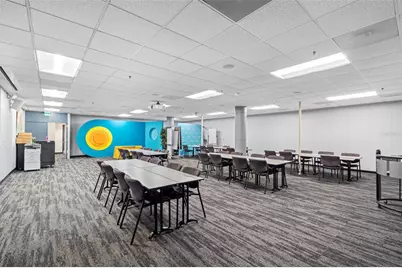 6801 E Hillsborough Avenue, Tampa, FL 33610 - Photo 9